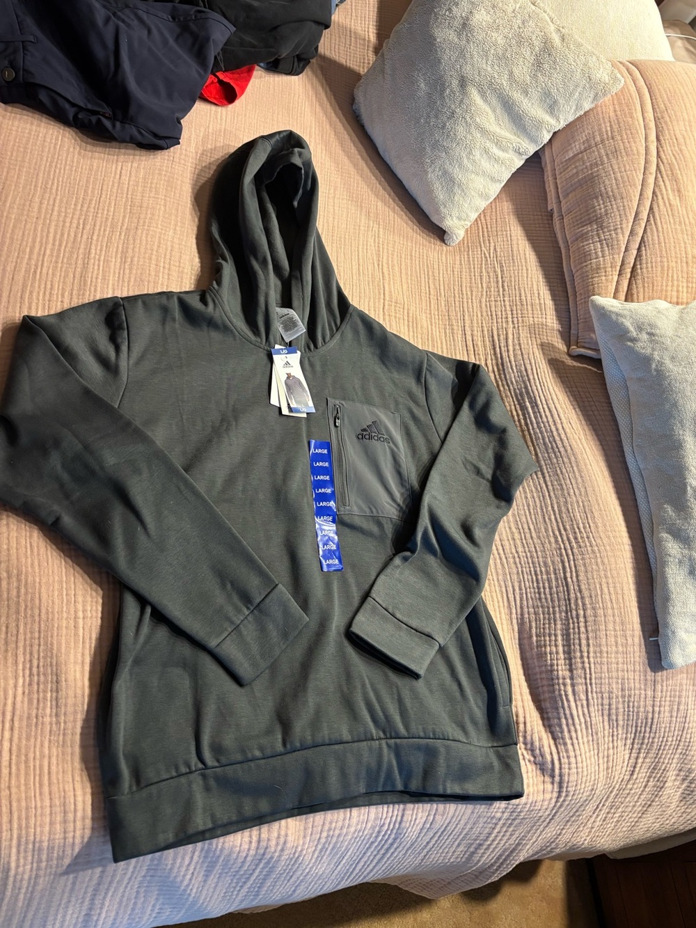 Adidas men’s hoodie NWT